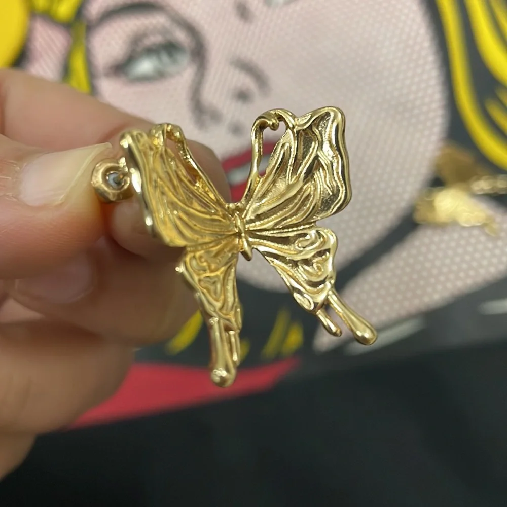 Beautiful butterfly earrings - Picture 4 of 6